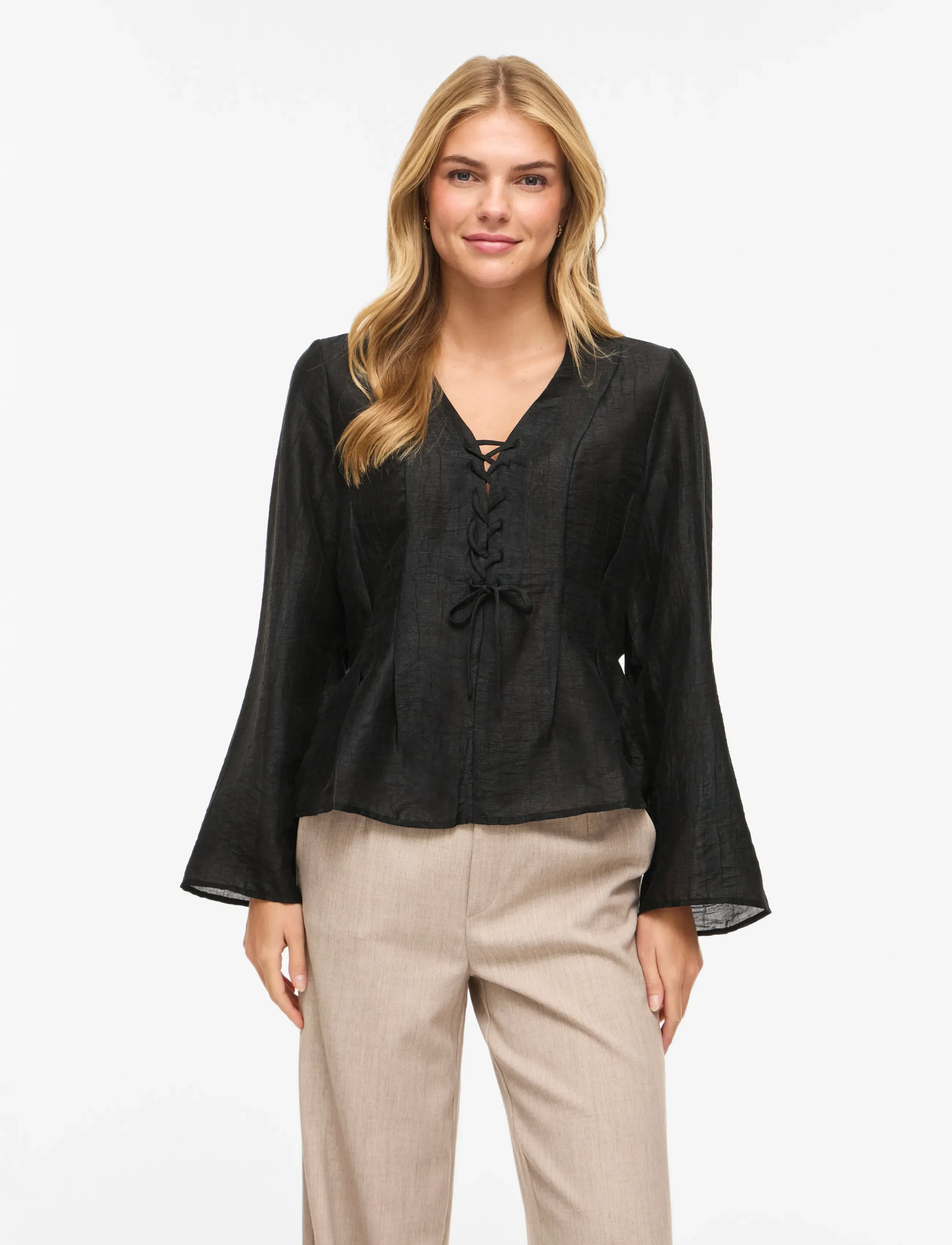 Vila Vicina L/S V-Neck Lacing Top, 44, Black, Bluser > Langærmede, Dame