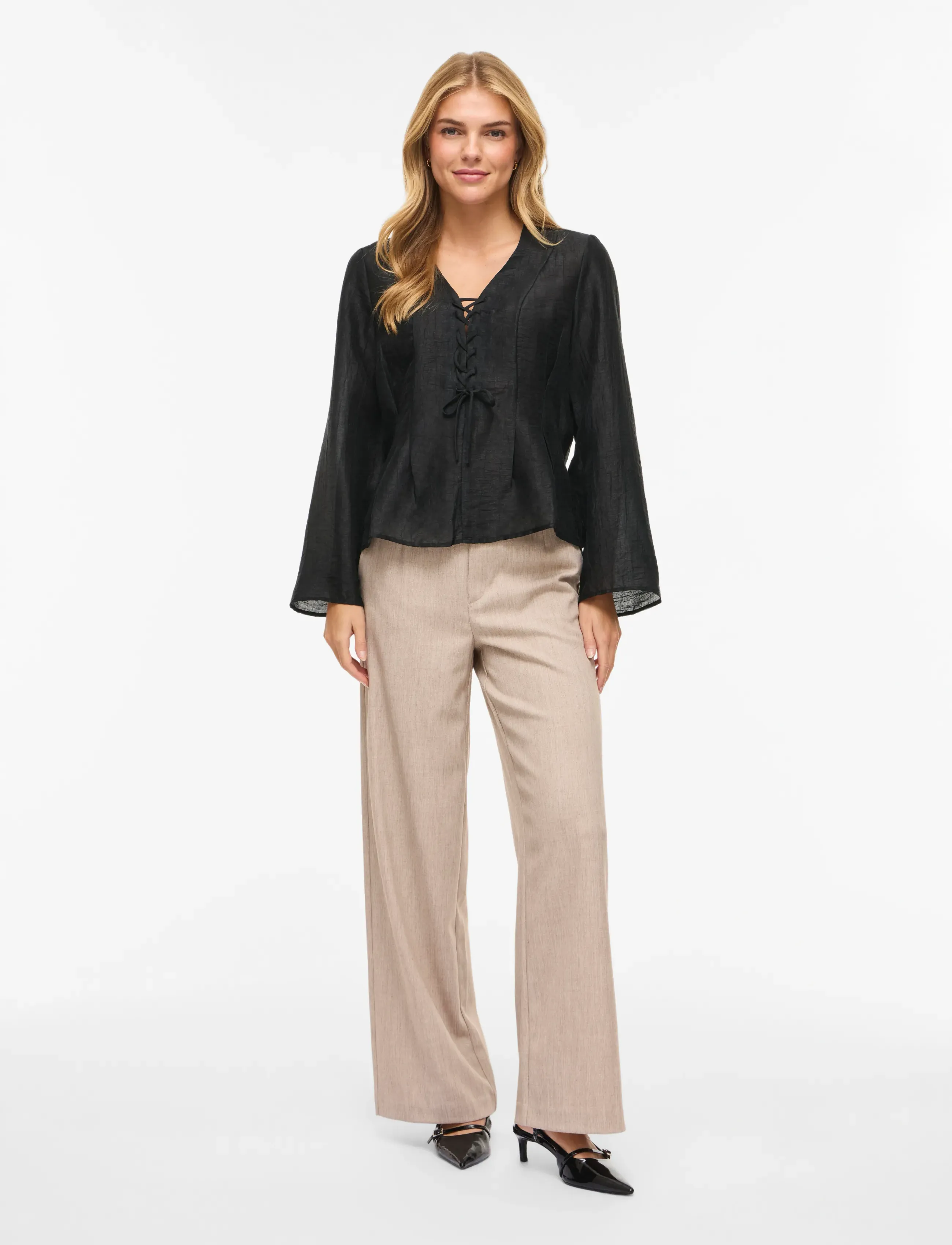 Vila - VICINA L/S V-NECK LACING TOP - långärmade blusar - black - 4