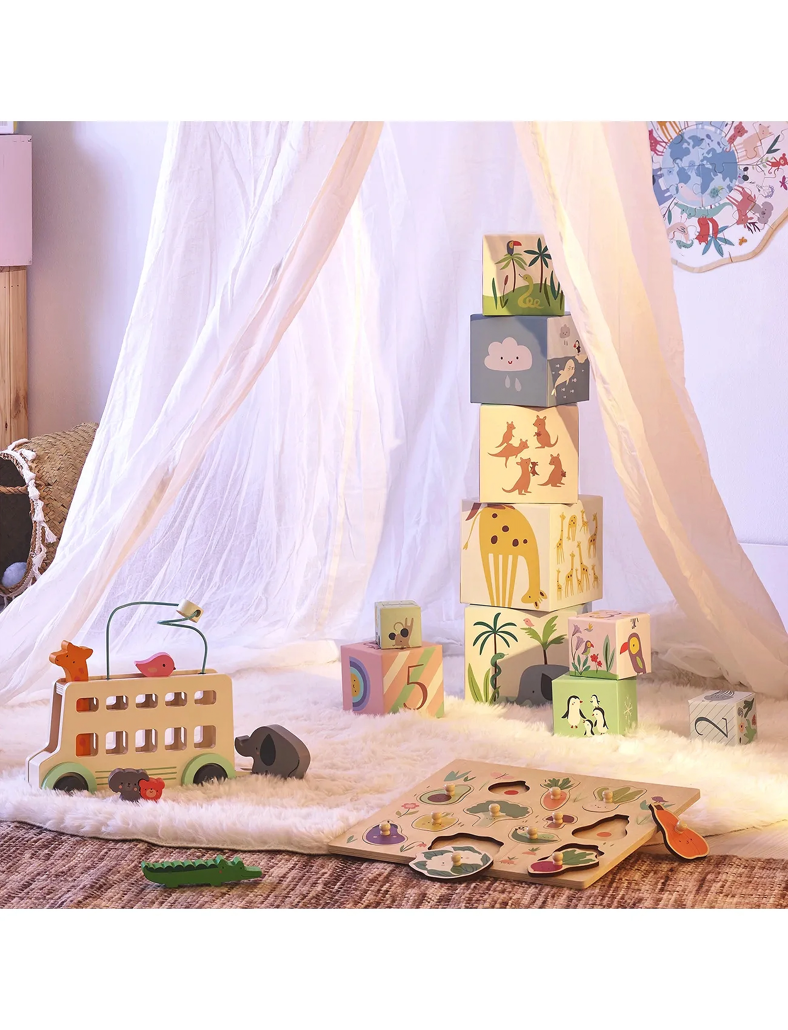 Vilac Nesting Cubes - Animals By Sarah Betz, One Size, Multi/patterned, Educational Legetøj > Stackable Blocks, Børn