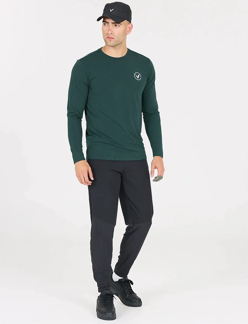 Virtus - Jokers M L/S Tee - pikkade varrukatega alussärgid - dusty forest - 0