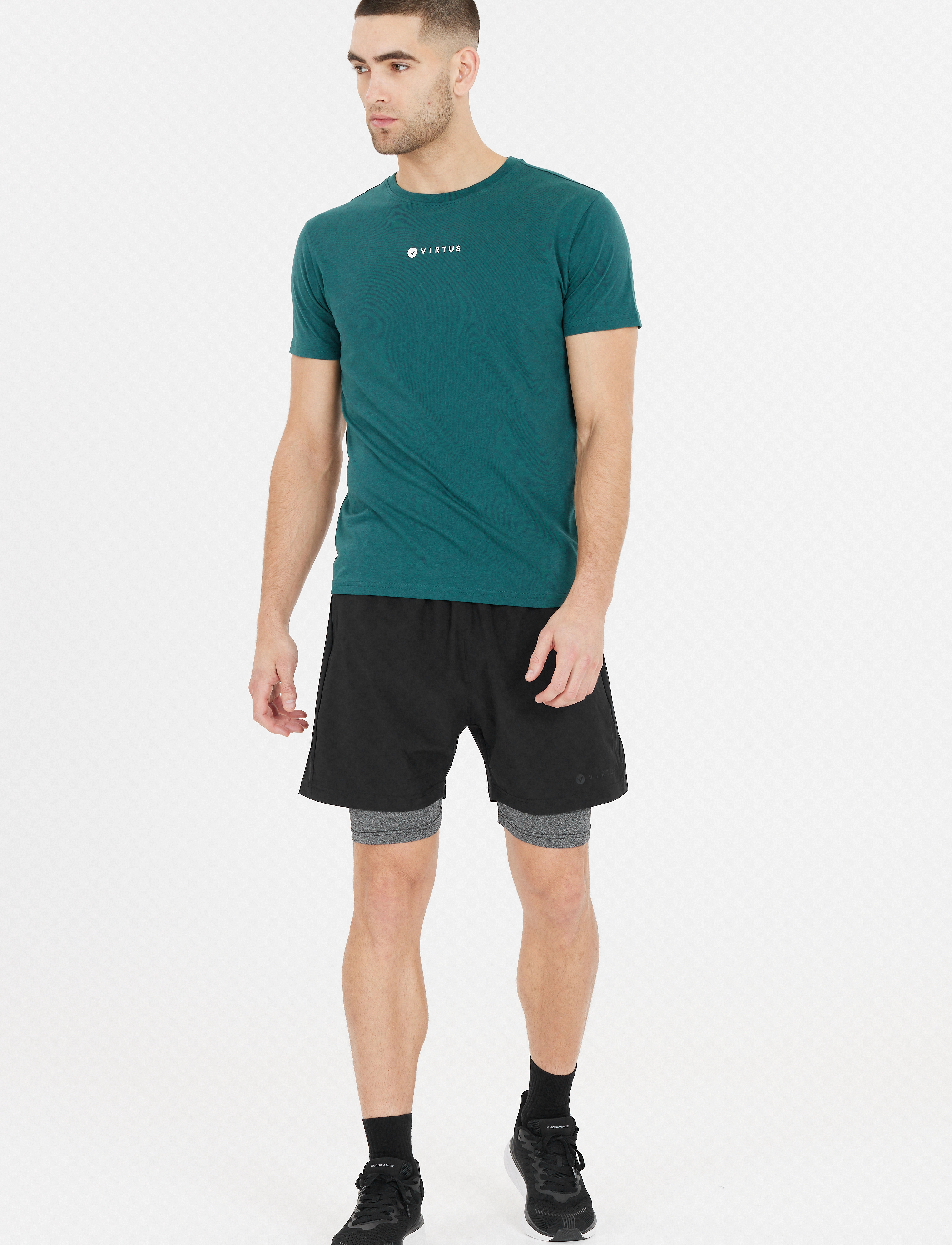 Virtus Dylan M 2-In-1 Stretch Shorts, XL, Black, Shorts > Sportsshorts, Herre