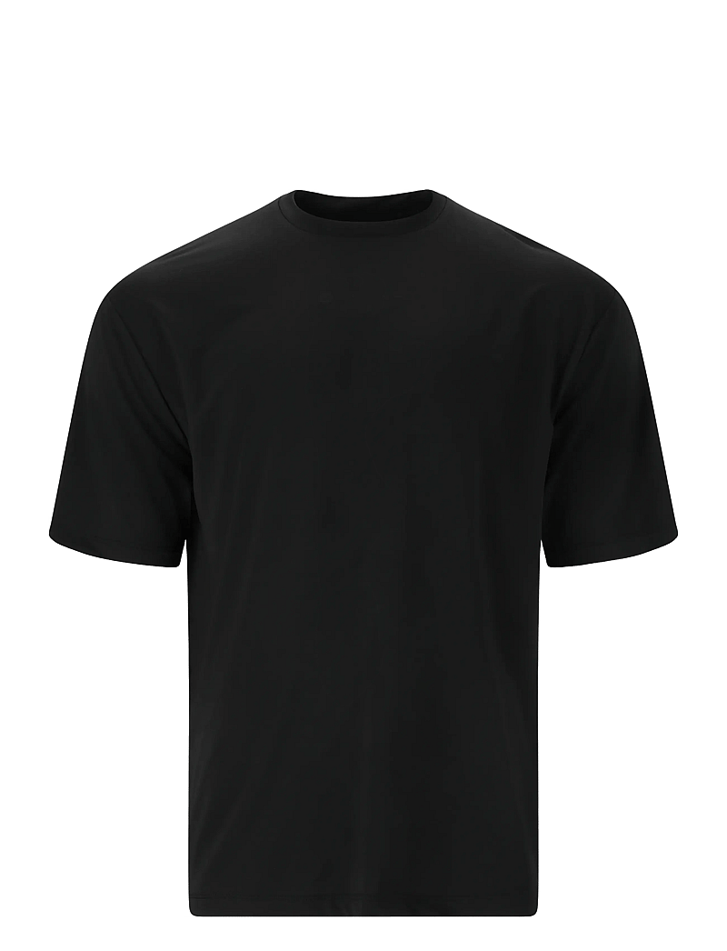 Virtus - Roger V2 M Hyperstretch S/S Tee - t-särgid - black - 1