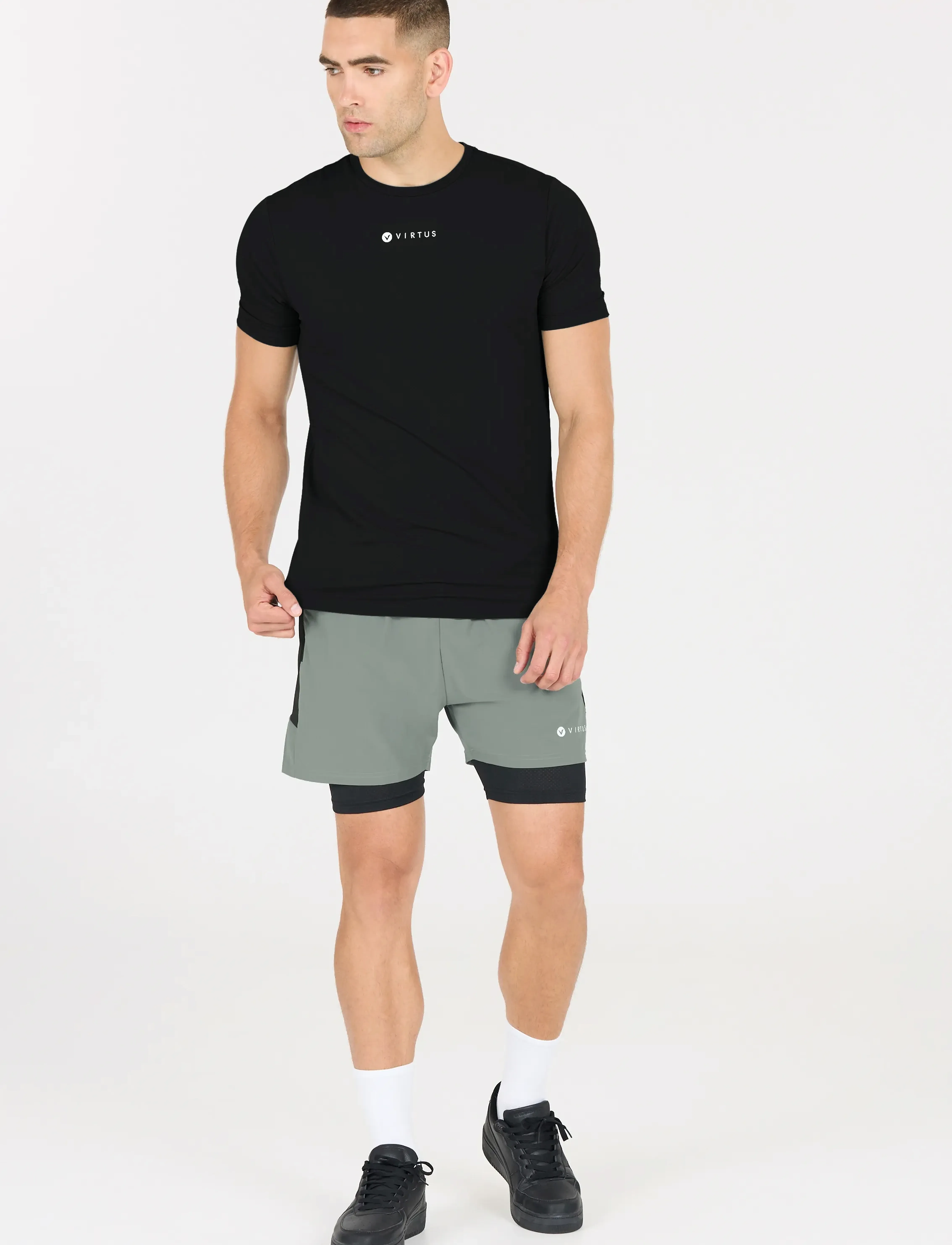 Virtus - Roger V2 M Hyperstretch S/S Tee - madalaimad hinnad - black - 3