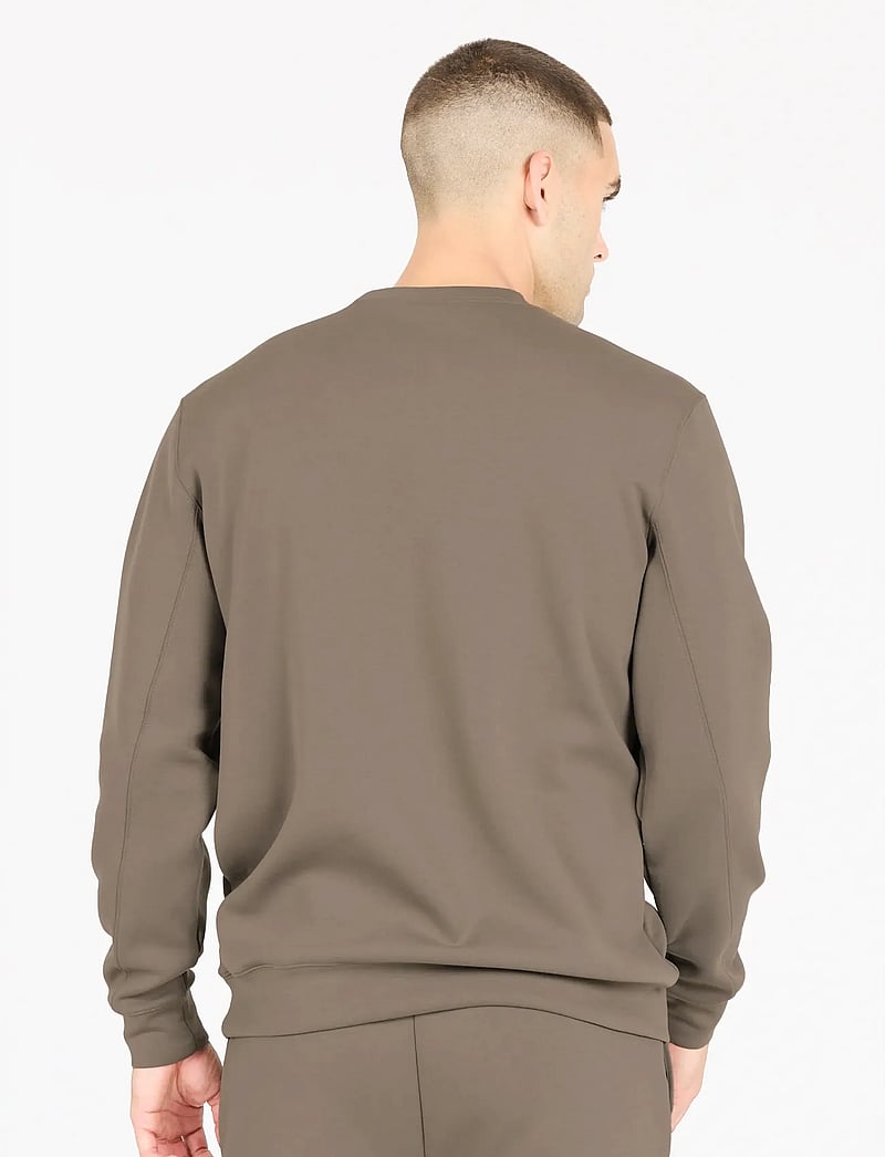 Virtus - Taro M Crew Neck - alussärgid - bungee cord - 5