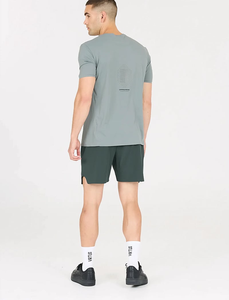 Virtus - Spier V2 M Shorts - træningsshorts - dusty forest - 3