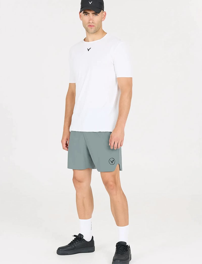 Virtus - Spier V2 M Shorts - lühikesed treeningpüksid - stormy sea - 0