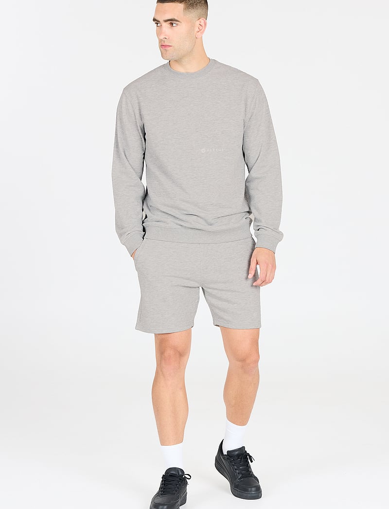 Virtus - Kayden M Sweat Shorts - püksid - light grey melange - 0