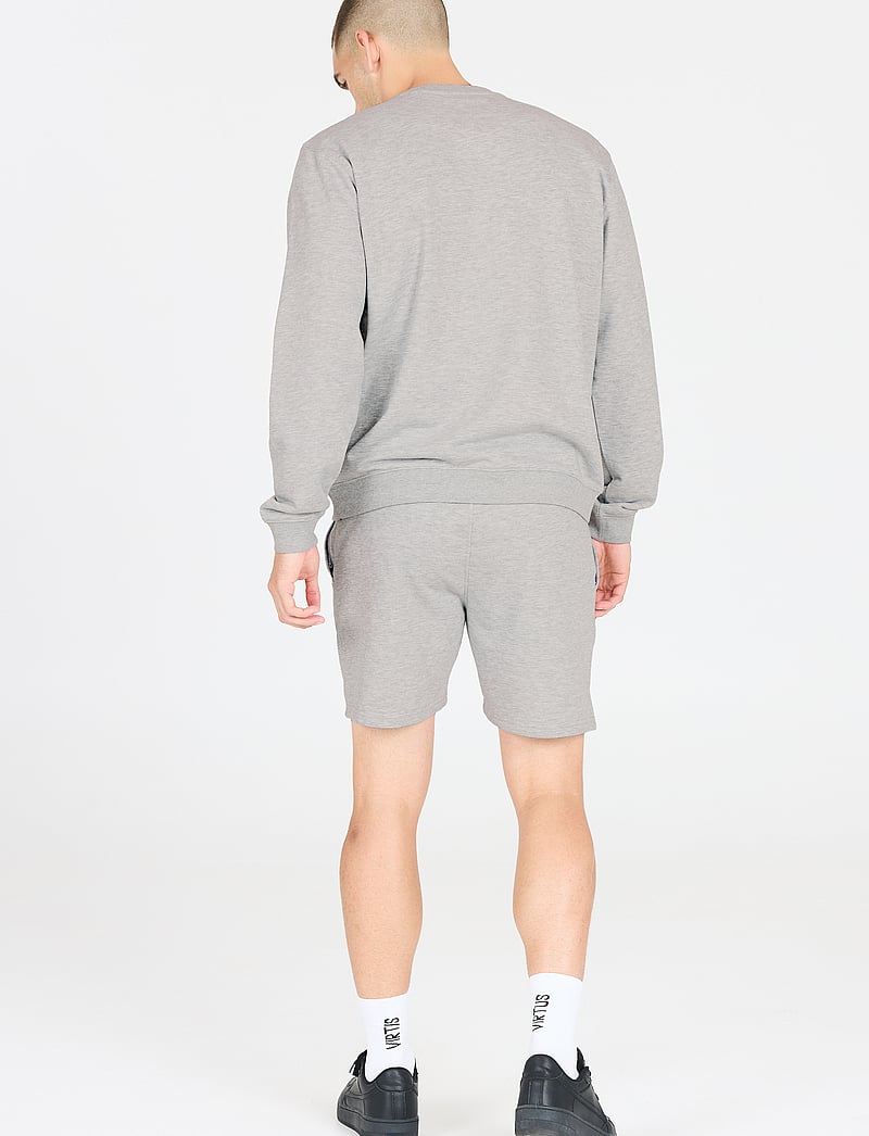 Virtus - Kayden M Sweat Shorts - püksid - light grey melange - 3