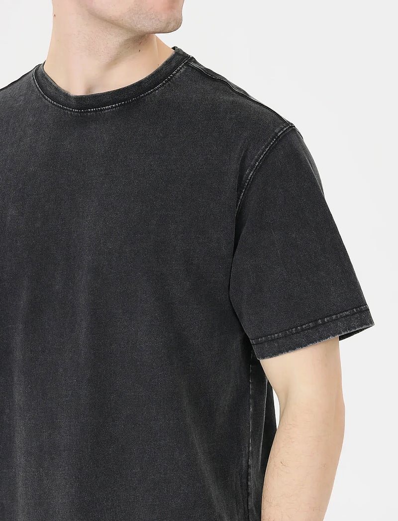 Virtus - Lloyd M S/S Tee - oberteile & t-shirts - black - 0