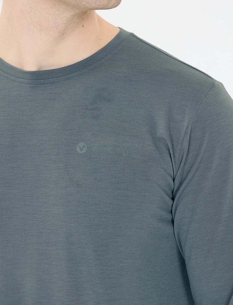 Virtus - Jokers V3 M L/S Tee - t-shirts - stormy weather - 0