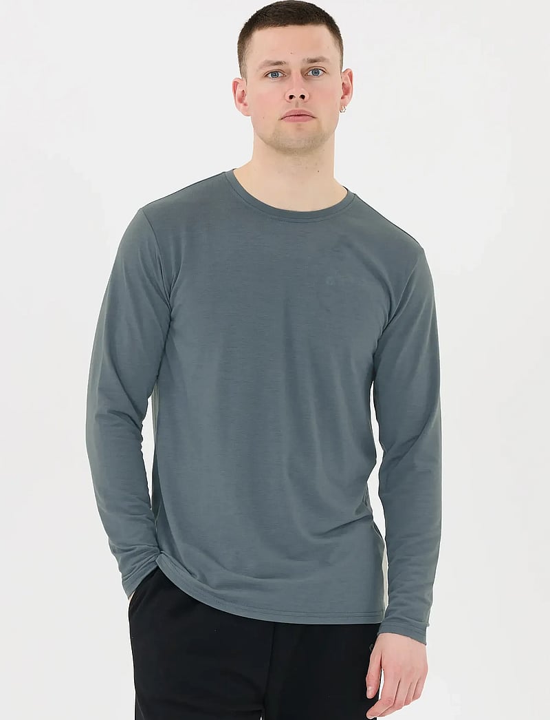 Virtus - Jokers V3 M L/S Tee - t-shirts - stormy weather - 3