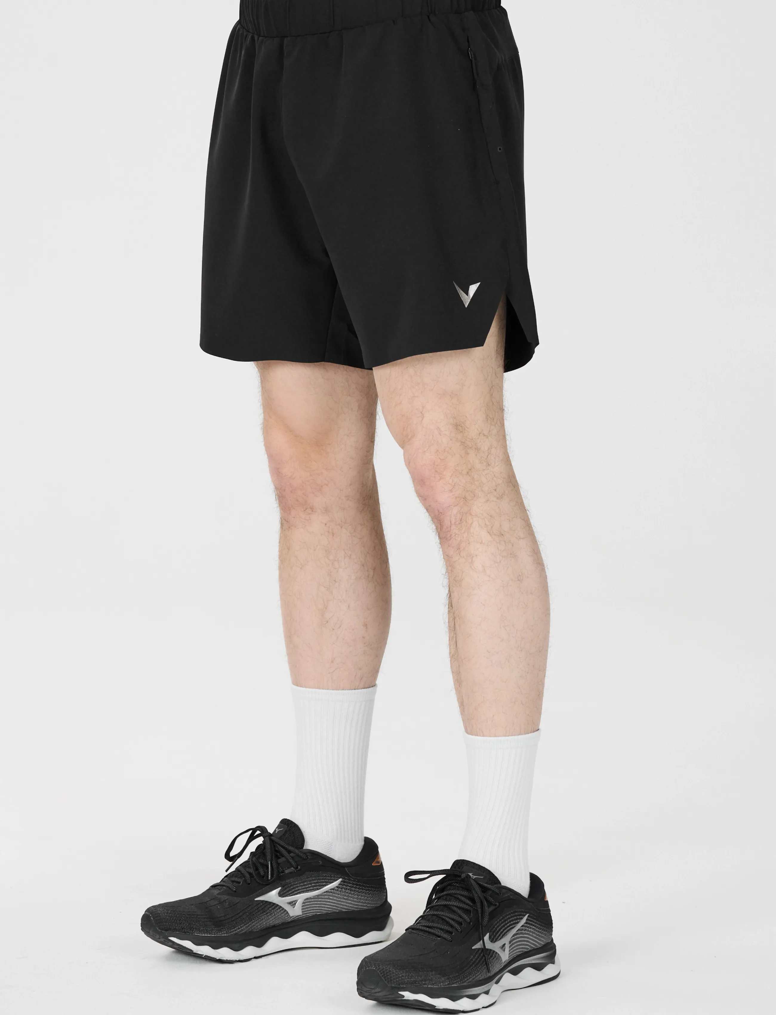 Virtus - Mack M Shorts - träningsshorts - black - 4