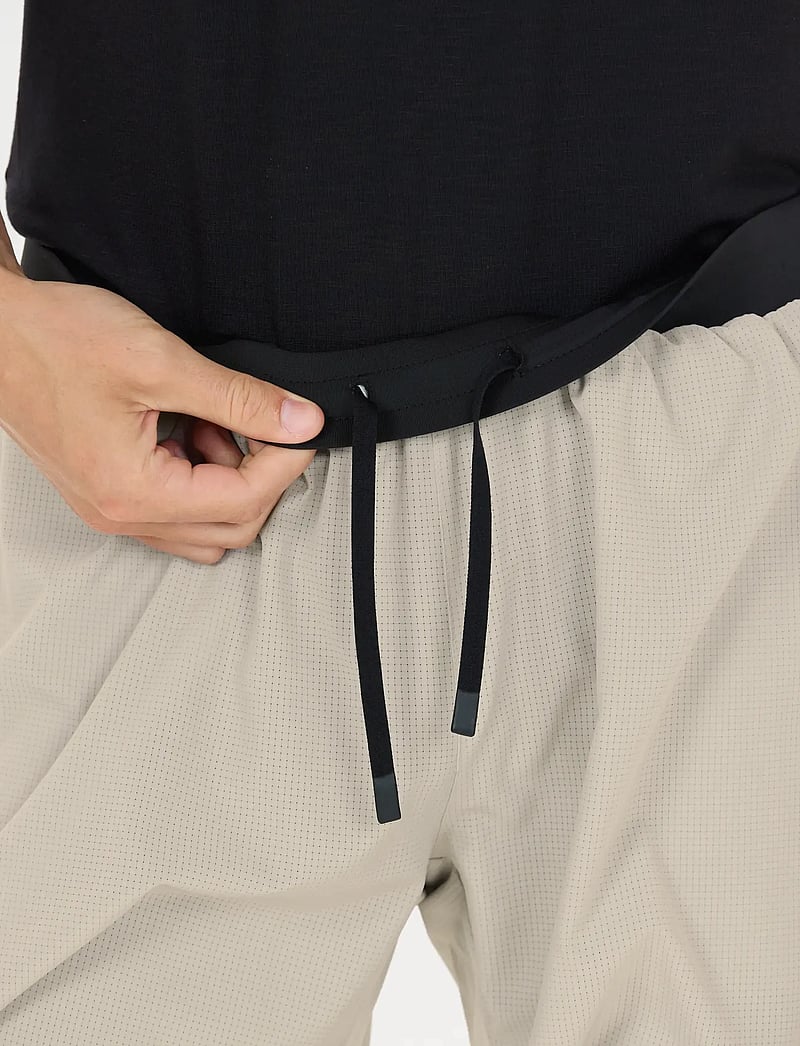 Virtus - Ado M 2-in-1 Ripstop Shorts - trainingsshorts - cumulus cloud - 3
