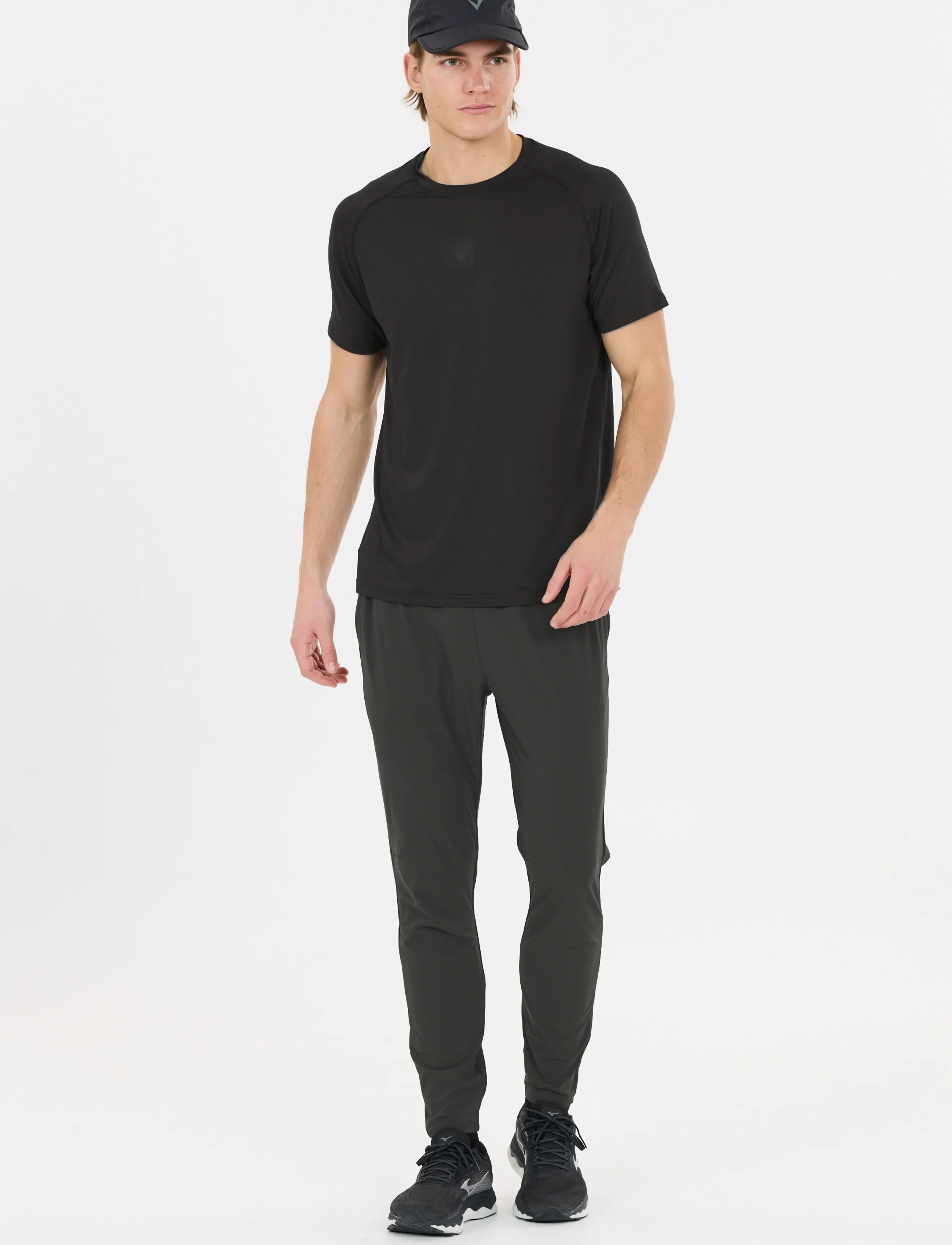 Virtus Neva M SS Tee - T-shirts - BLACK / black