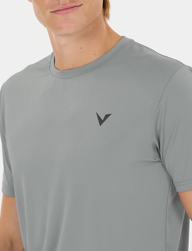 Virtus - Roger V3 M Hyperstretch S/S Tee - t-shirts - lagune gray - 0