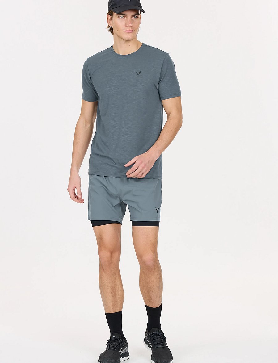Virtus - Zayne V2 M 2-in-1 Shorts - lühikesed treeningpüksid - stormy weather - 0