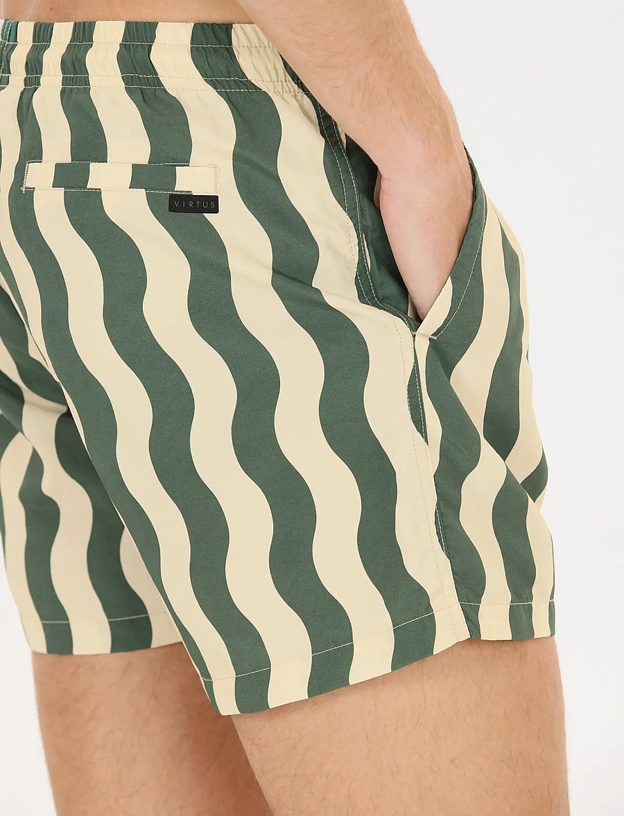 Virtus - Tana M Graphic Swim Shorts - badehosen - print - 0