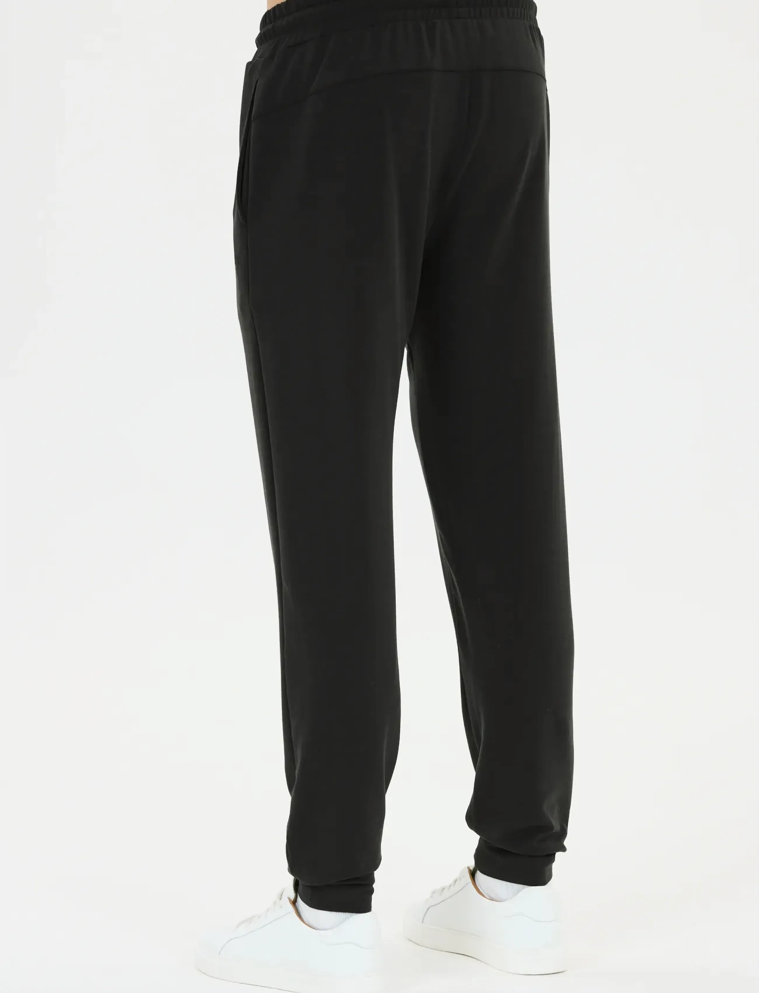 Virtus - Streat V3 M Sweat Pants - spodnie sportowe - black - 4