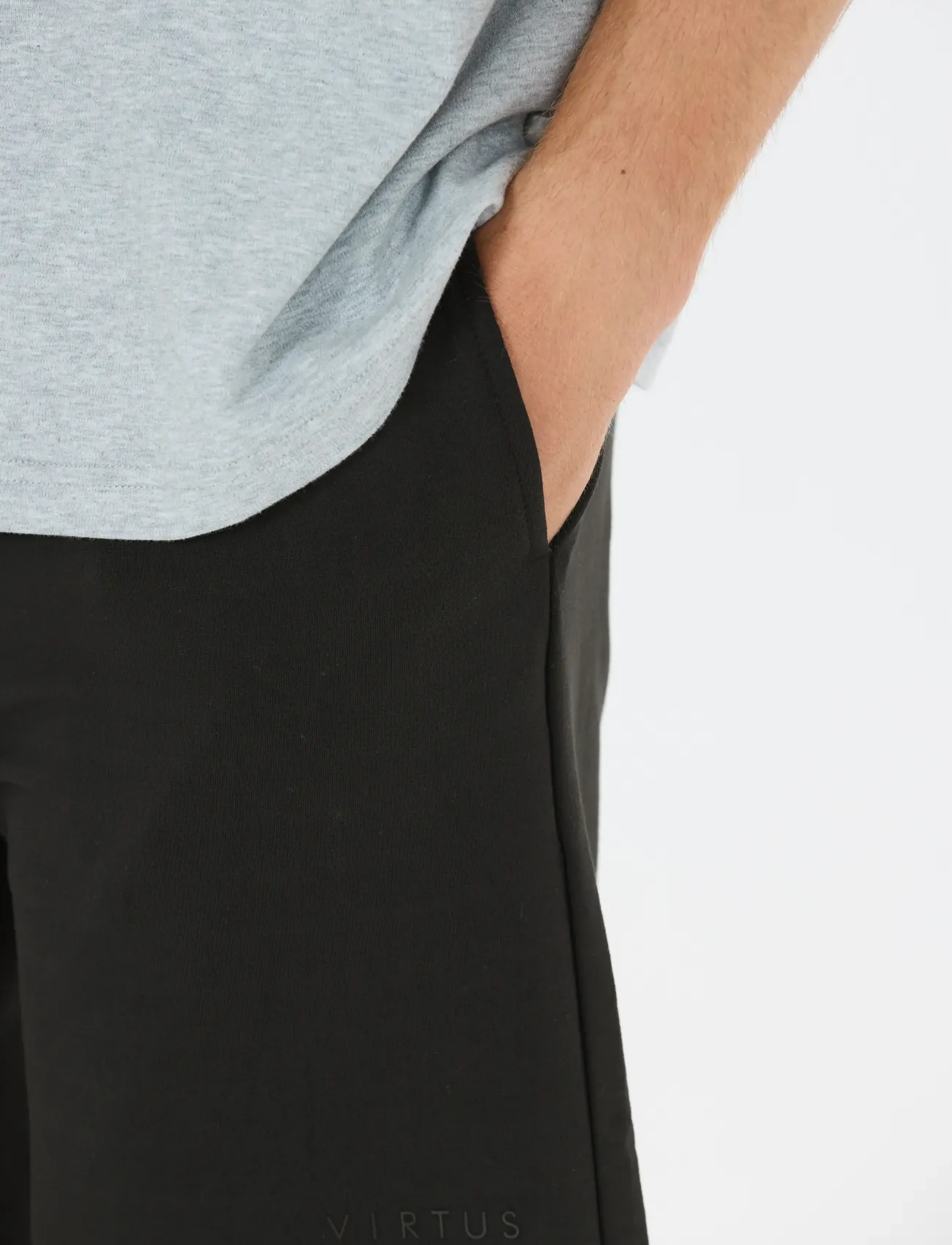 Virtus - Patrick V3 M Sweat Shorts - black - 4