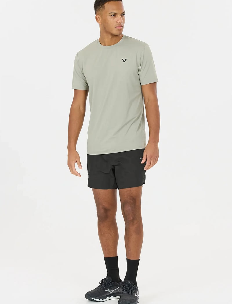 Virtus - Smither V2 M Board Shorts - badehosen - black - 3