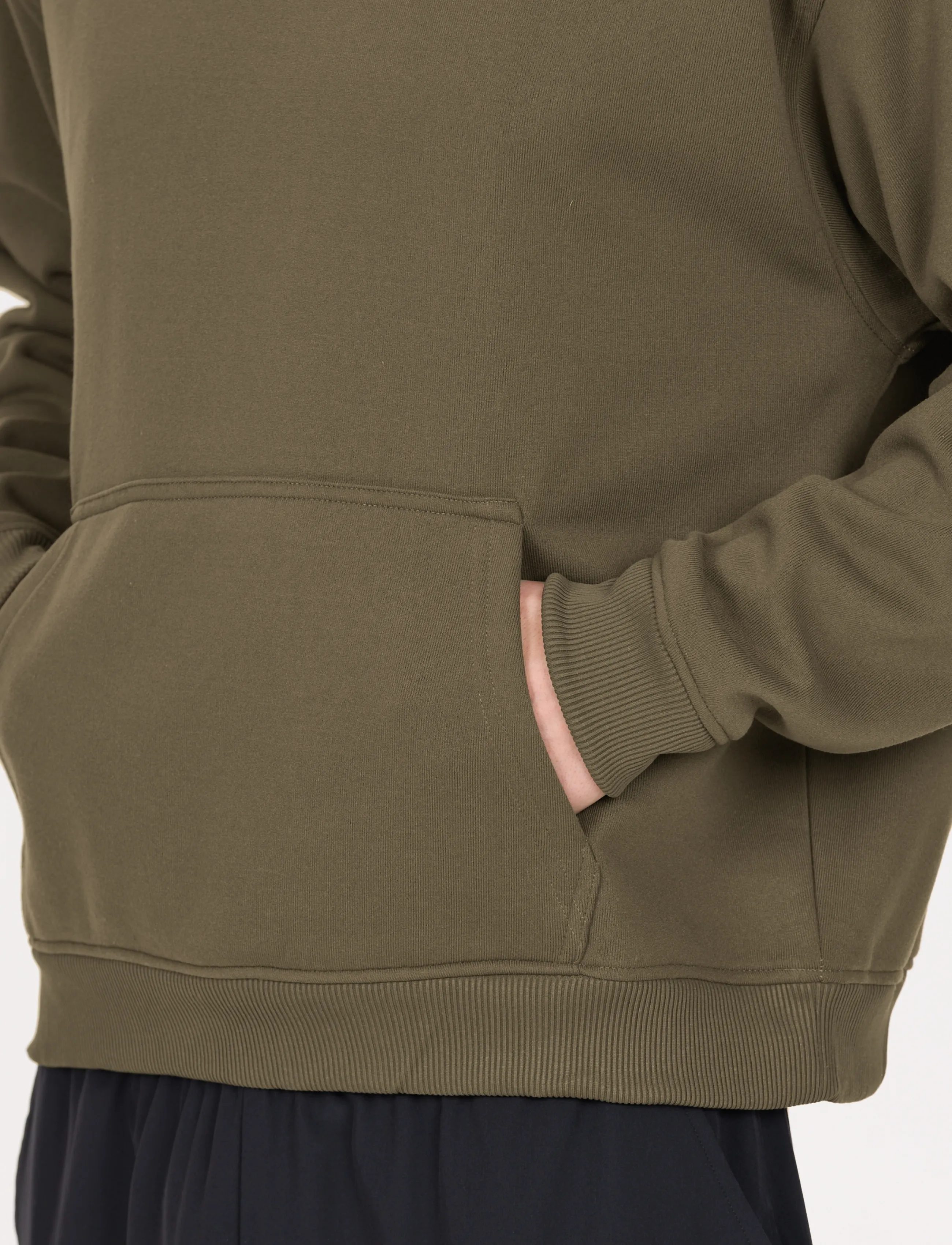 Dill M Hoody 7