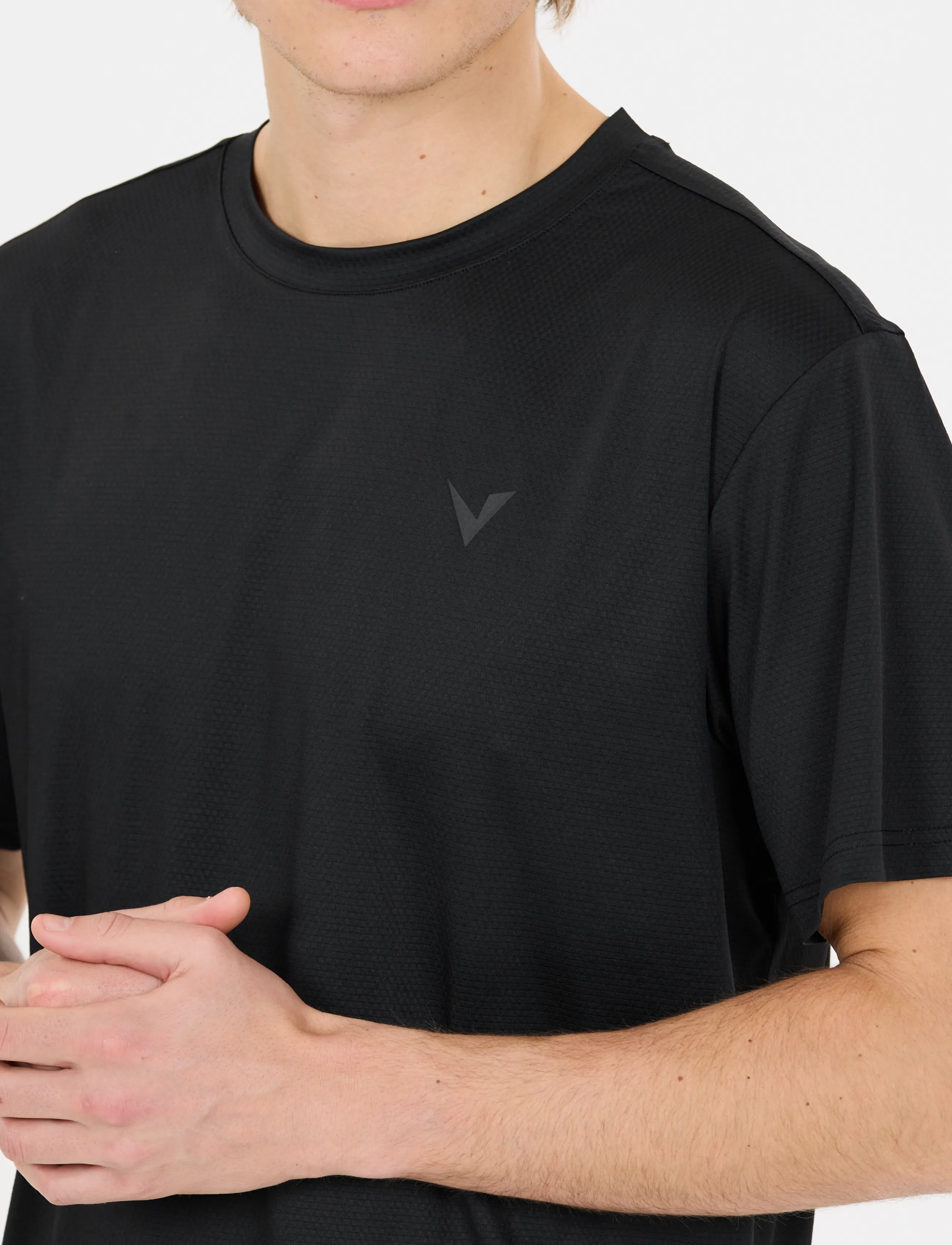 Virtus Meley M Tee - T-shirts - BLACK / black