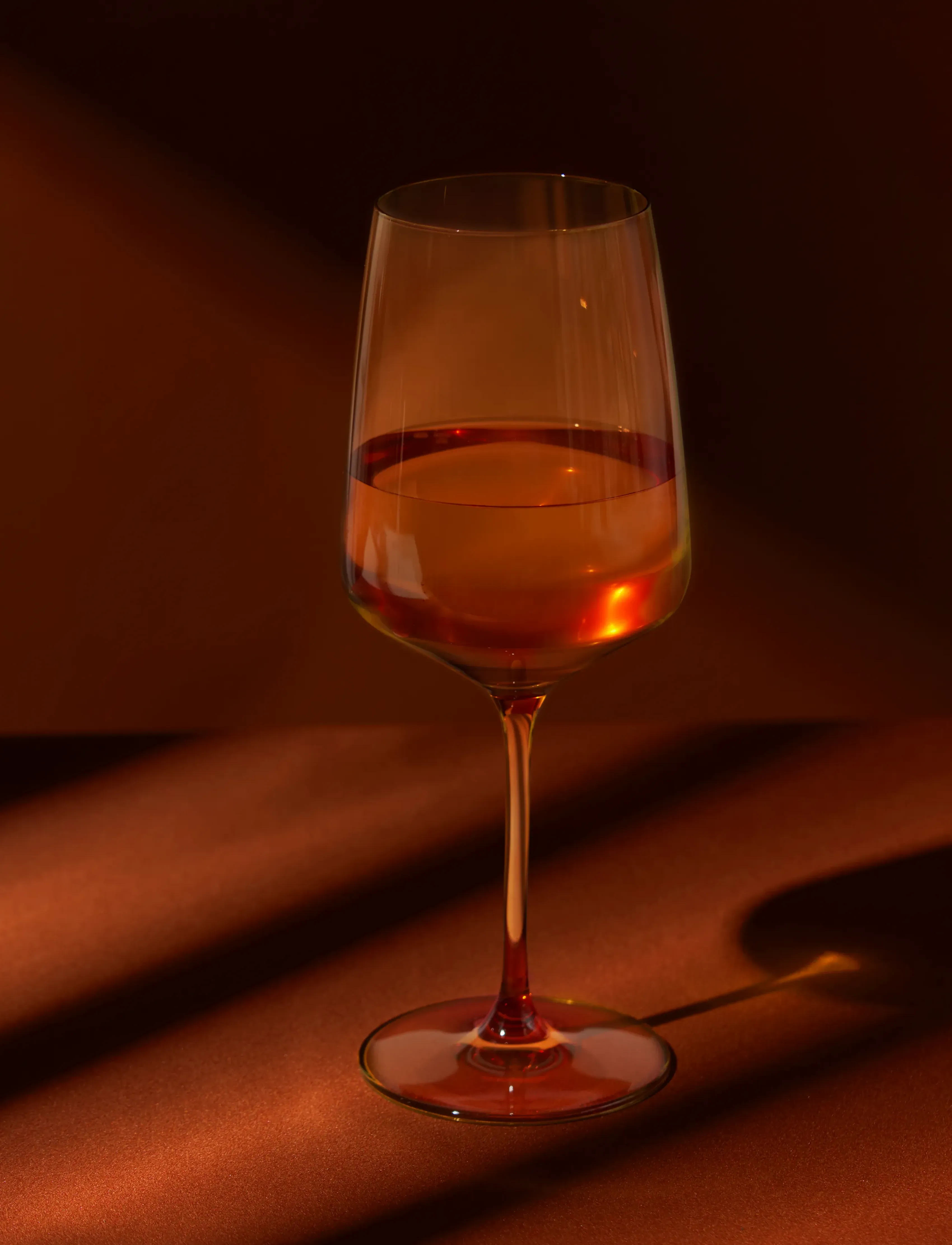 Viski - Reserve Nouveau Crystal Wine Glasses in Amber Viski® - amber - 5