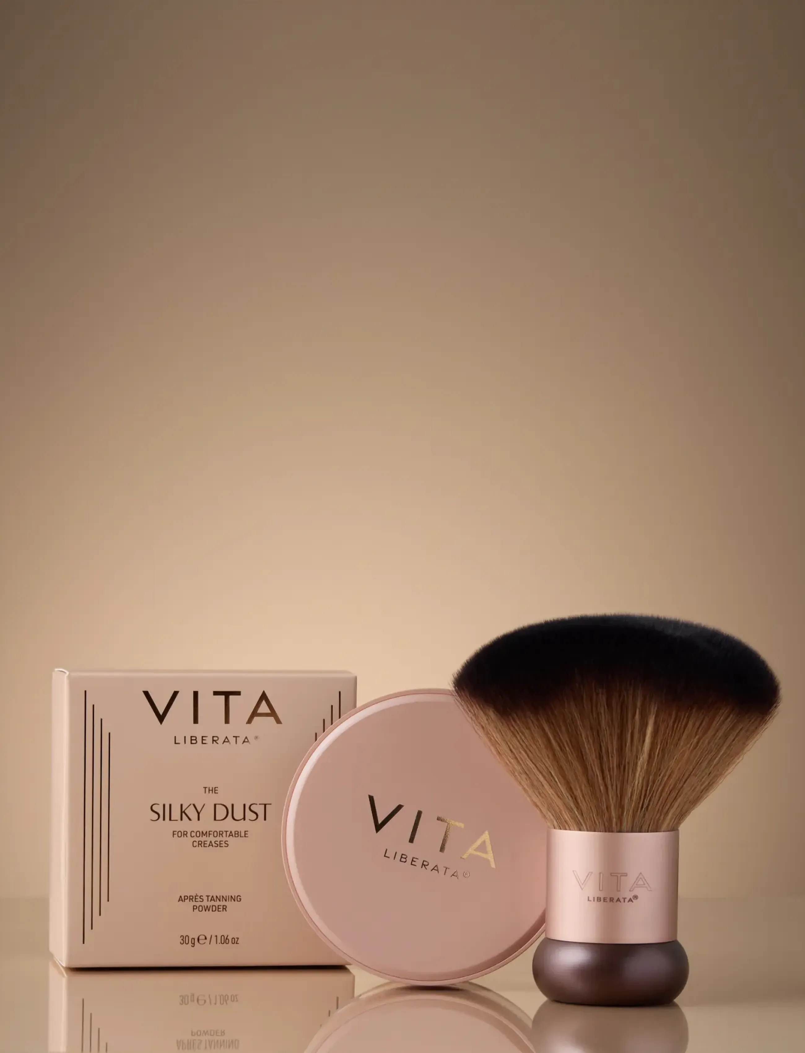 Vita Liberata - THE SILKY DUST APRES TAN DRYING POWDER, INVISIBLE - 1017 - 2