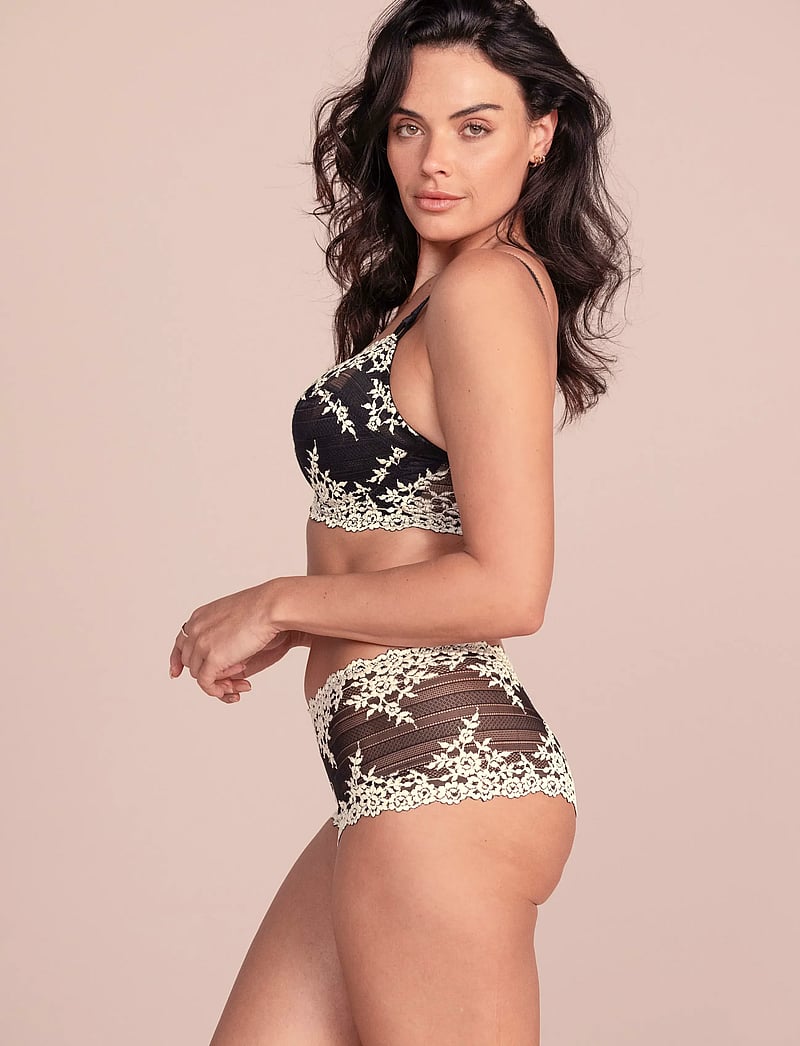 Wacoal - EMBRACE LACE - hipster & hotpants - black - 4