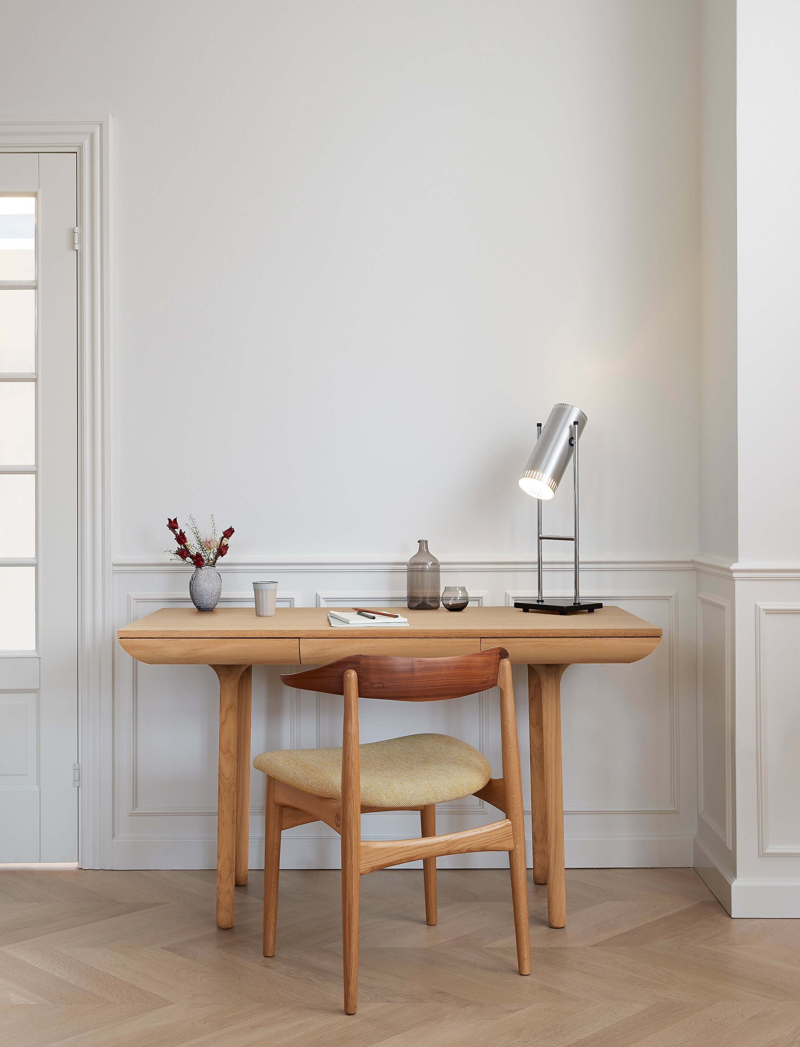Warm Nordic - Trombone Table lamp - aluminium - 1