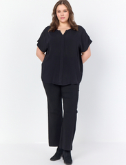 Wasabiconcept - WA-SIA - short-sleeved blouses - black - 4