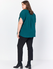 Wasabiconcept - WA-SIA - short-sleeved blouses - shady green - 4