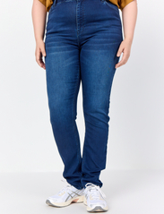 Wasabiconcept - WA-SUMMER - straight jeans - dark blue denim - 4