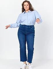 Wasabiconcept - WA-CILLE - straight jeans - medium blue denim - 5