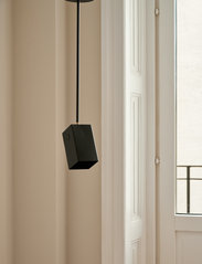 Watt & Veke - Box ceiling spot - riippuvalaisimet - matt black/brass - 1