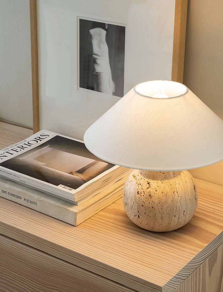 Watt & Veke - Pella table Travertine - schreibtisch- & tischlampen - matt beige - 0