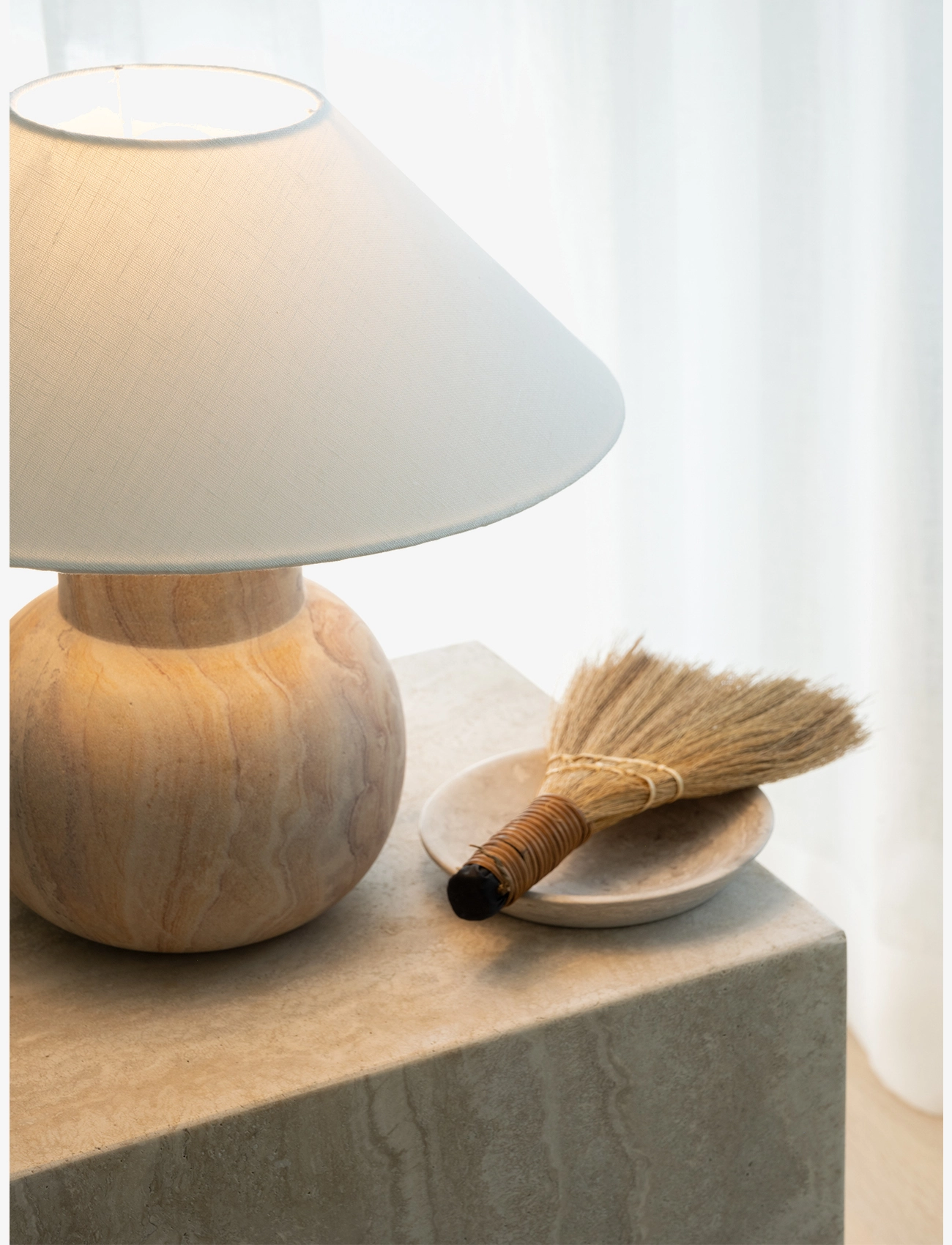 Watt & Veke - Pella table Sandstone - bordlamper - matt rainbow - 5
