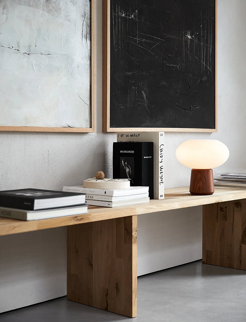 Watt & Veke - Olivia table Dark ash - schreibtisch- & tischlampen - dark ash - 4