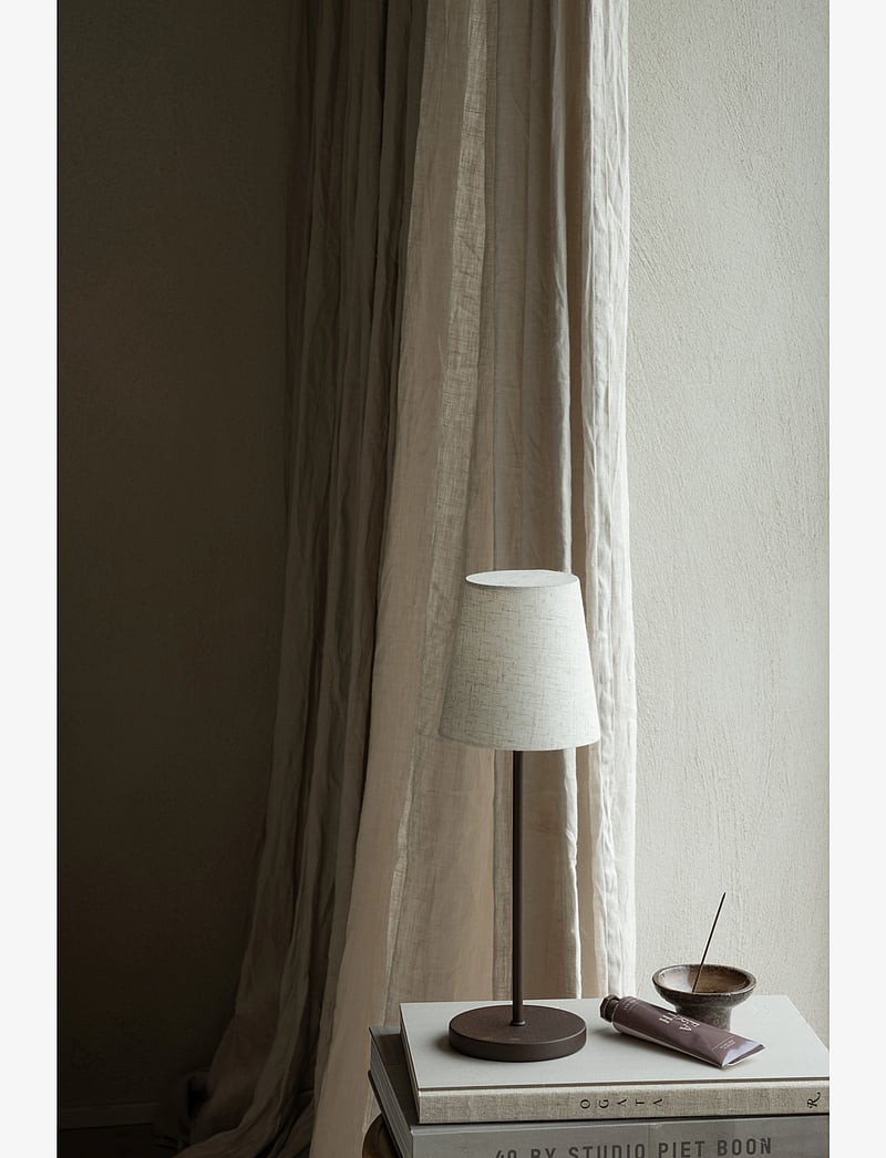 Watt & Veke - Tyra table portable - mobile lampen - coffee - 4