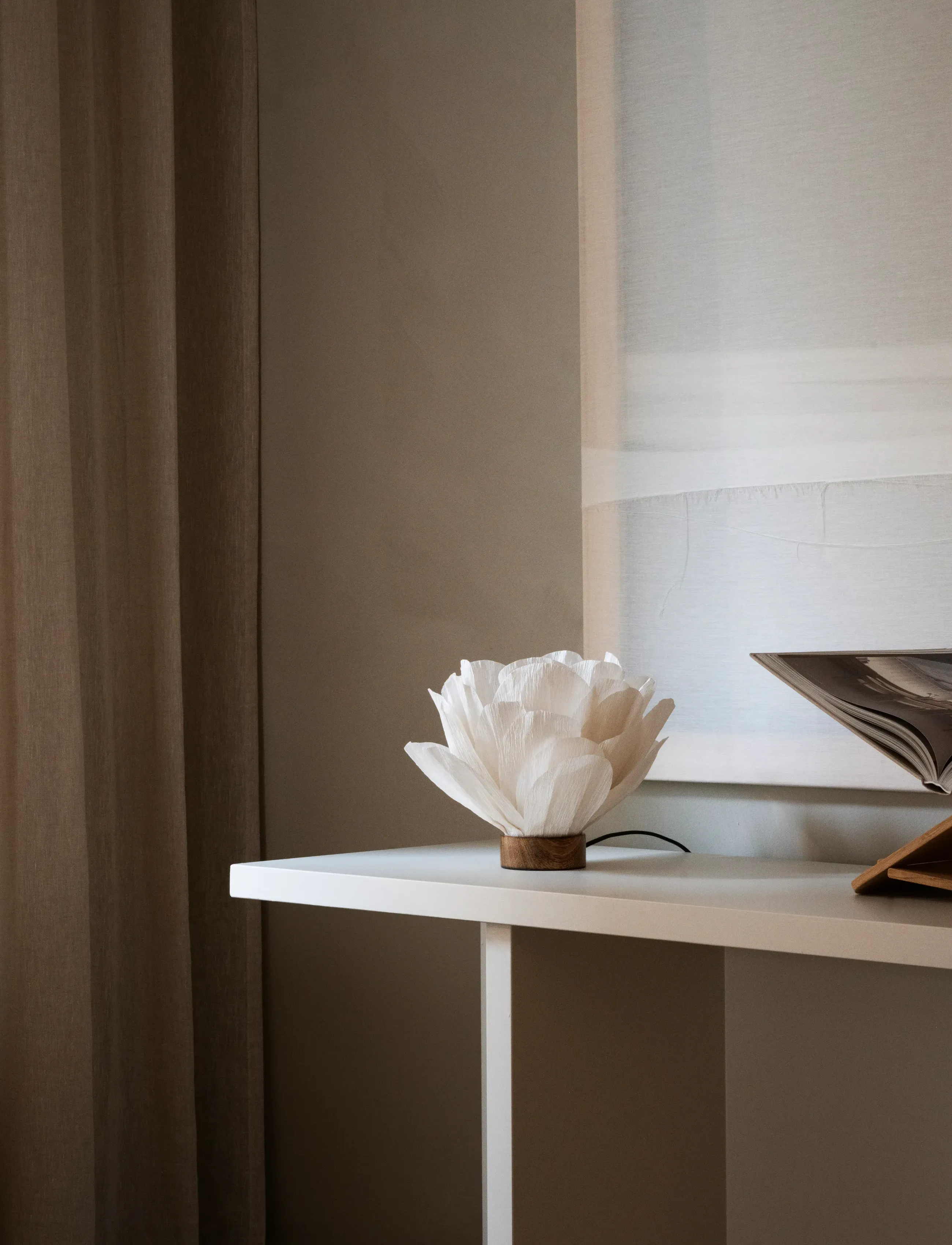 Watt & Veke - Lisa table lamp - lampy na biurko - white - 3