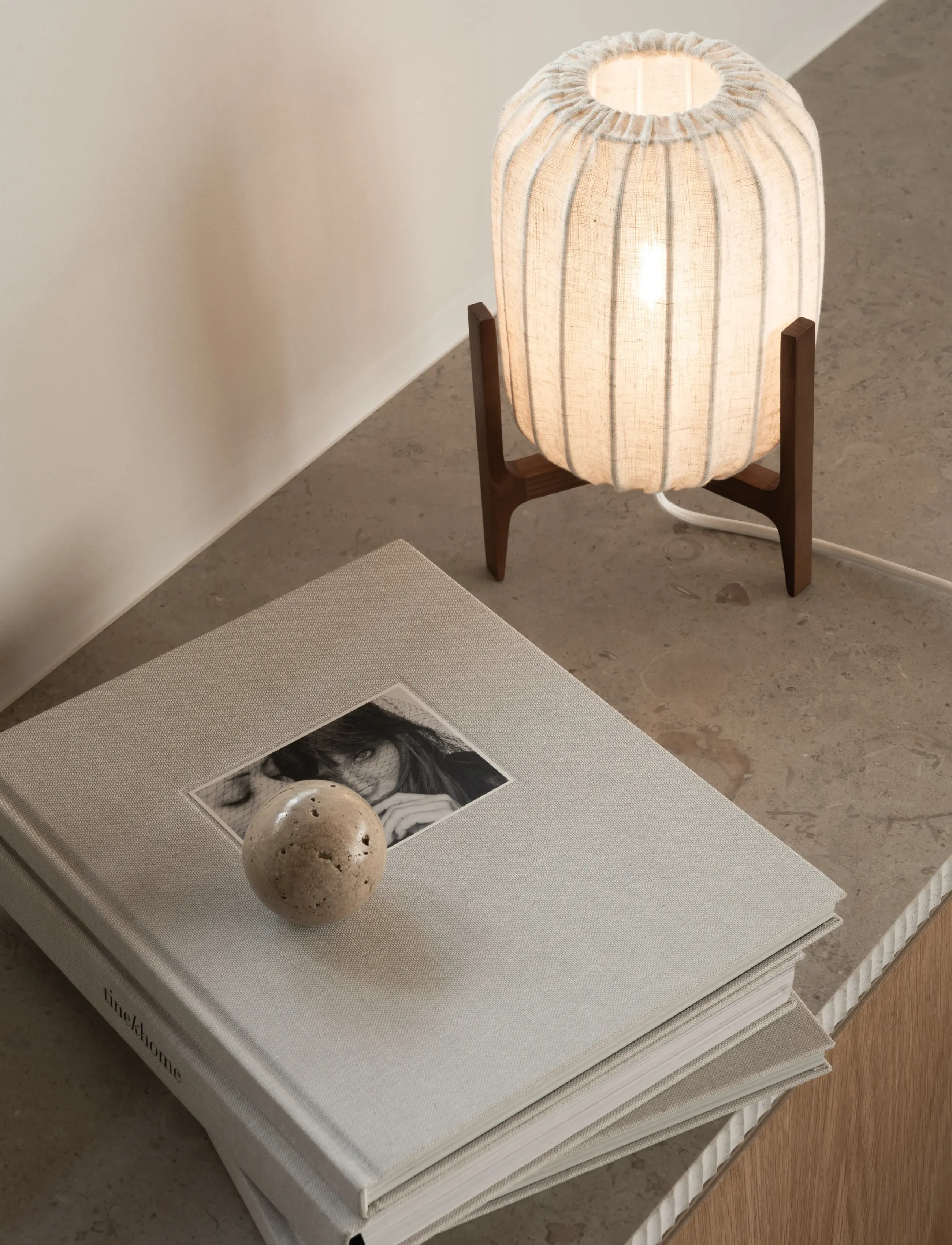 Watt & Veke Prisma Mini Dark Ash / Natural, H25 cm, Lamps - Table Lamps, Homeware