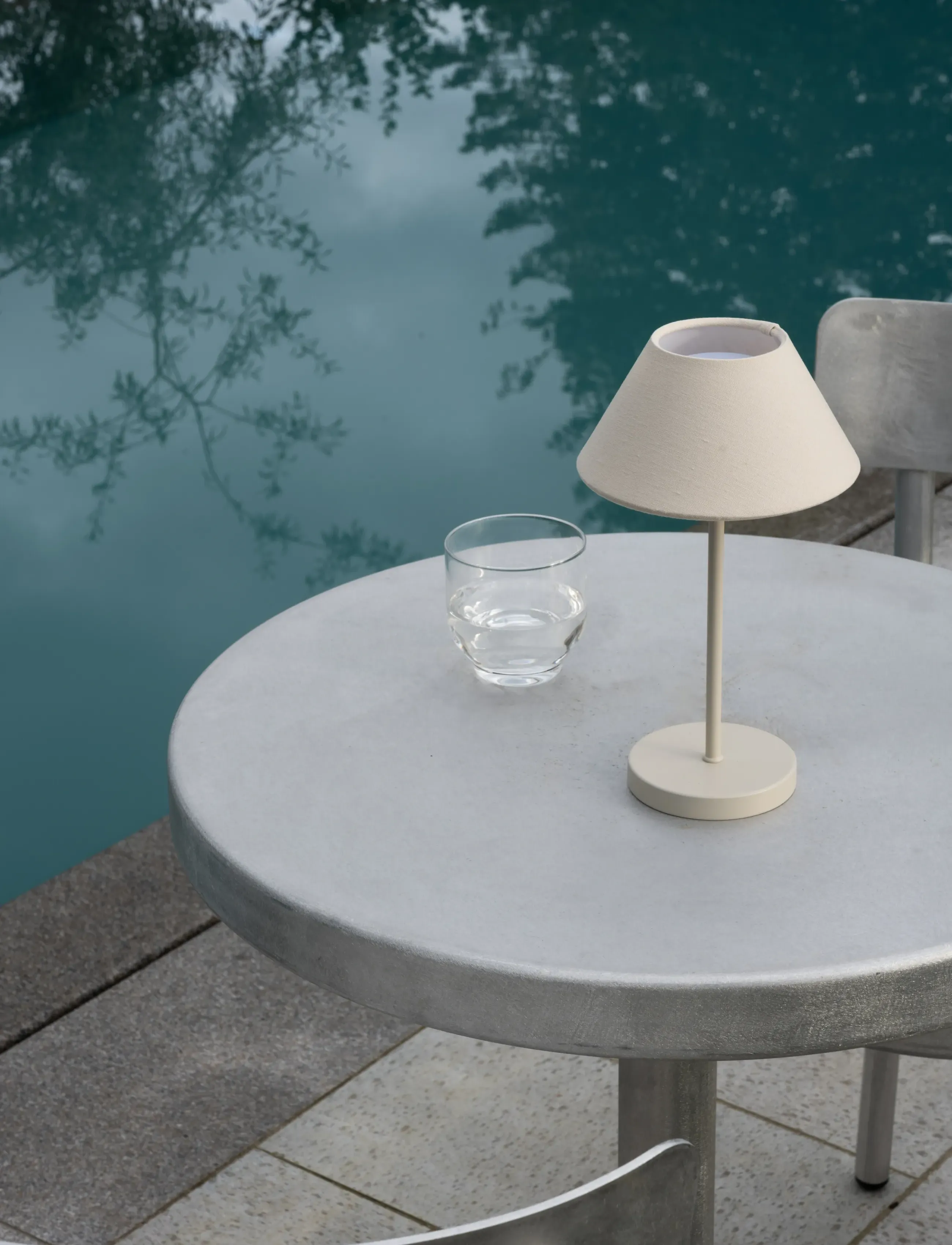Watt & Veke Teya Table Portable Offwhite, H26 cm, Cream, Lamper > Bordlamper, Unisex