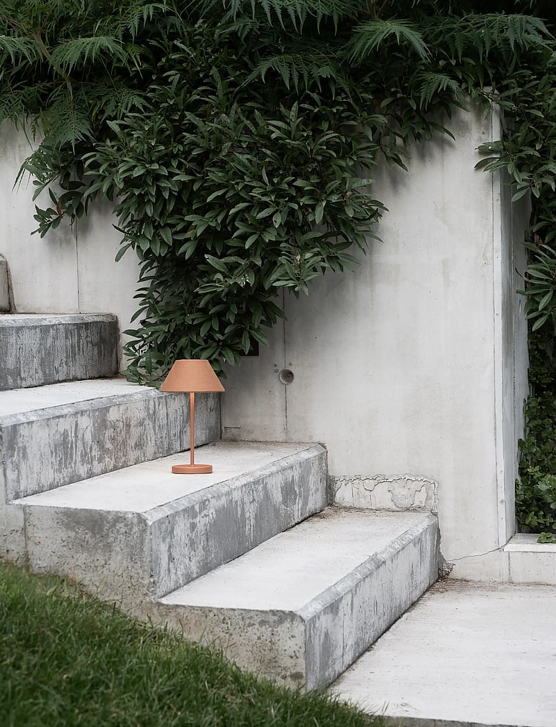 Watt & Veke - Teya table portable terracotta - mobile lampen - terracotta - 2
