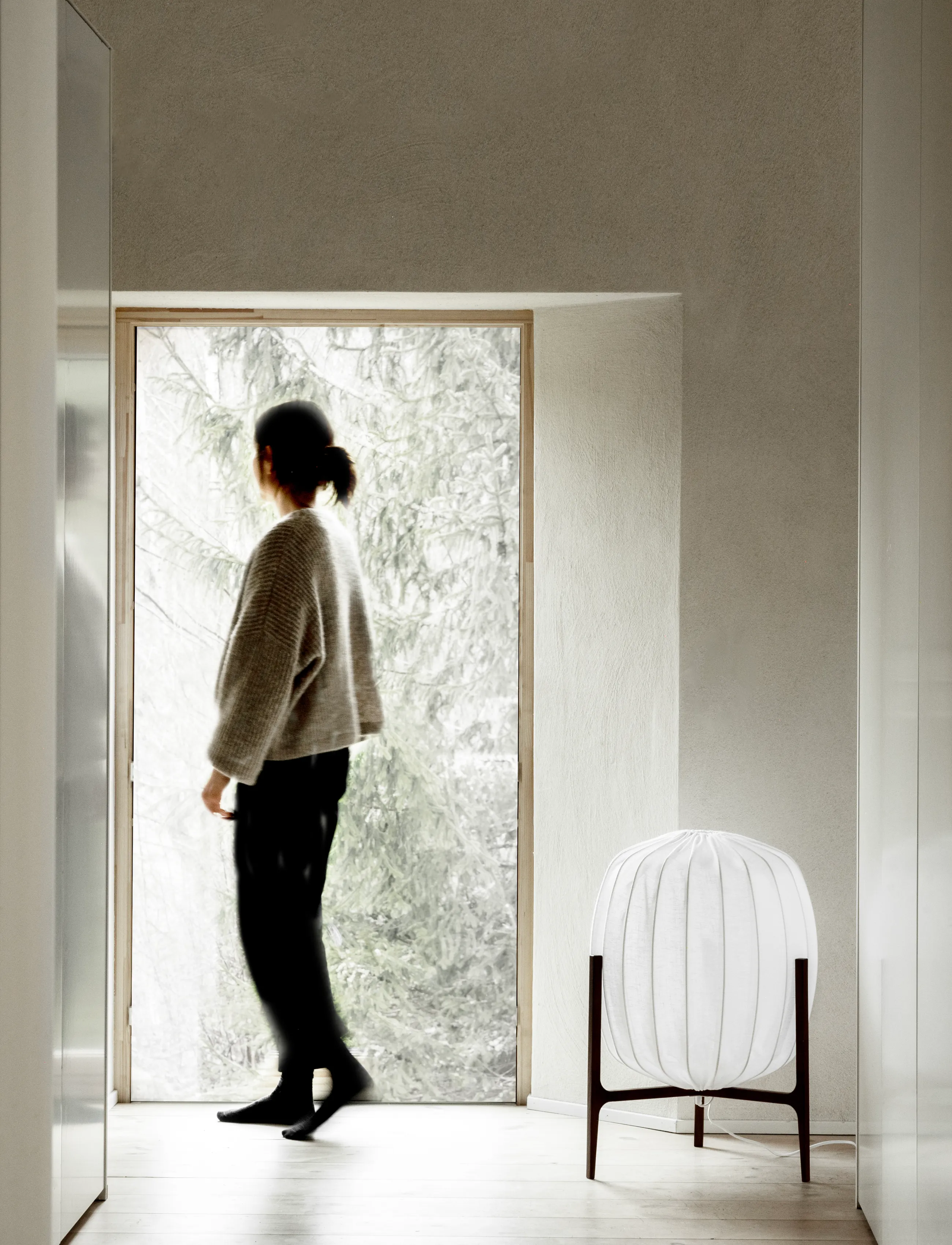 Watt & Veke - Prisma floor Dark Ash / White - golvlampor - white - 0