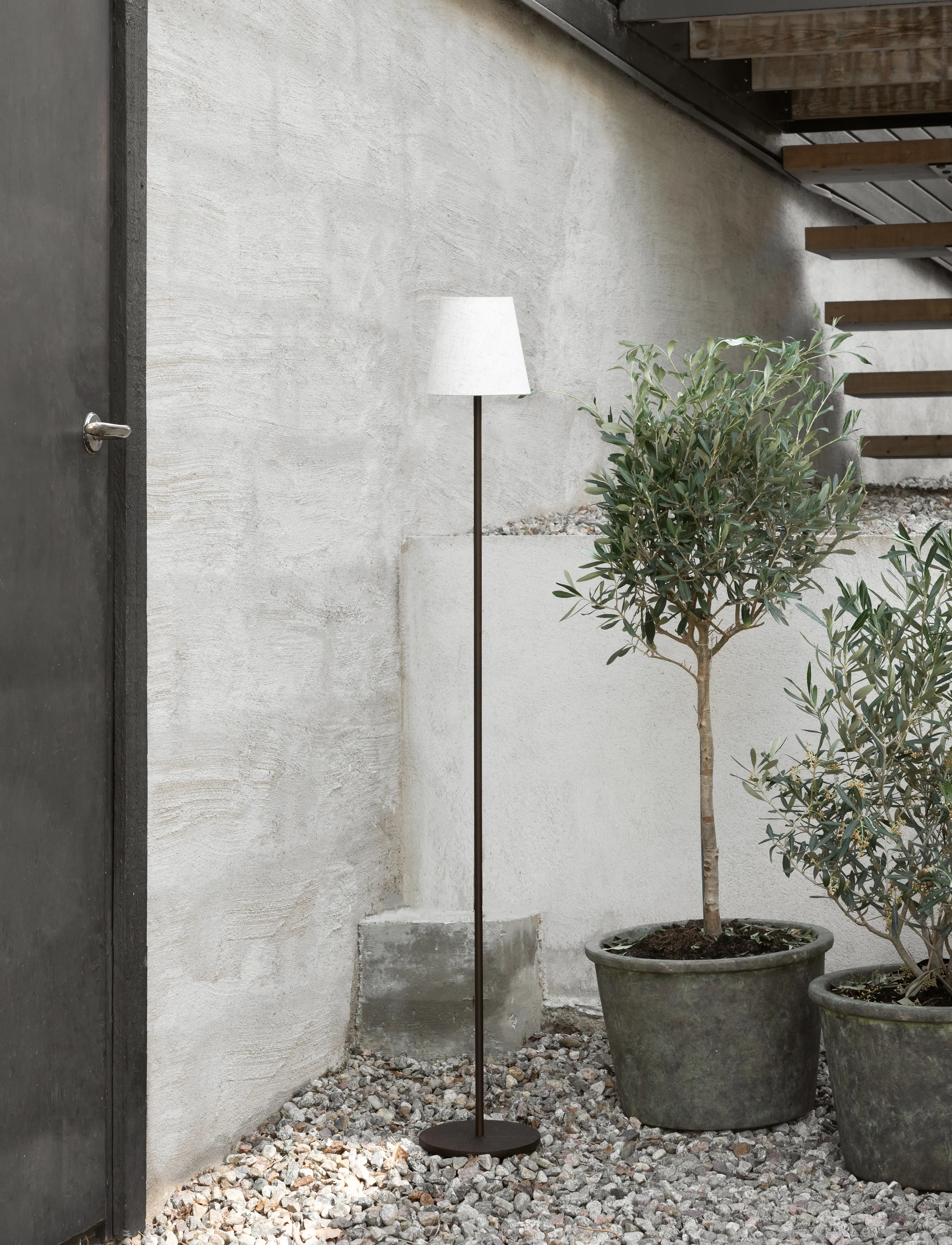 Watt & Veke Tyra floor portable - Konfirmation - COFFEE / brown