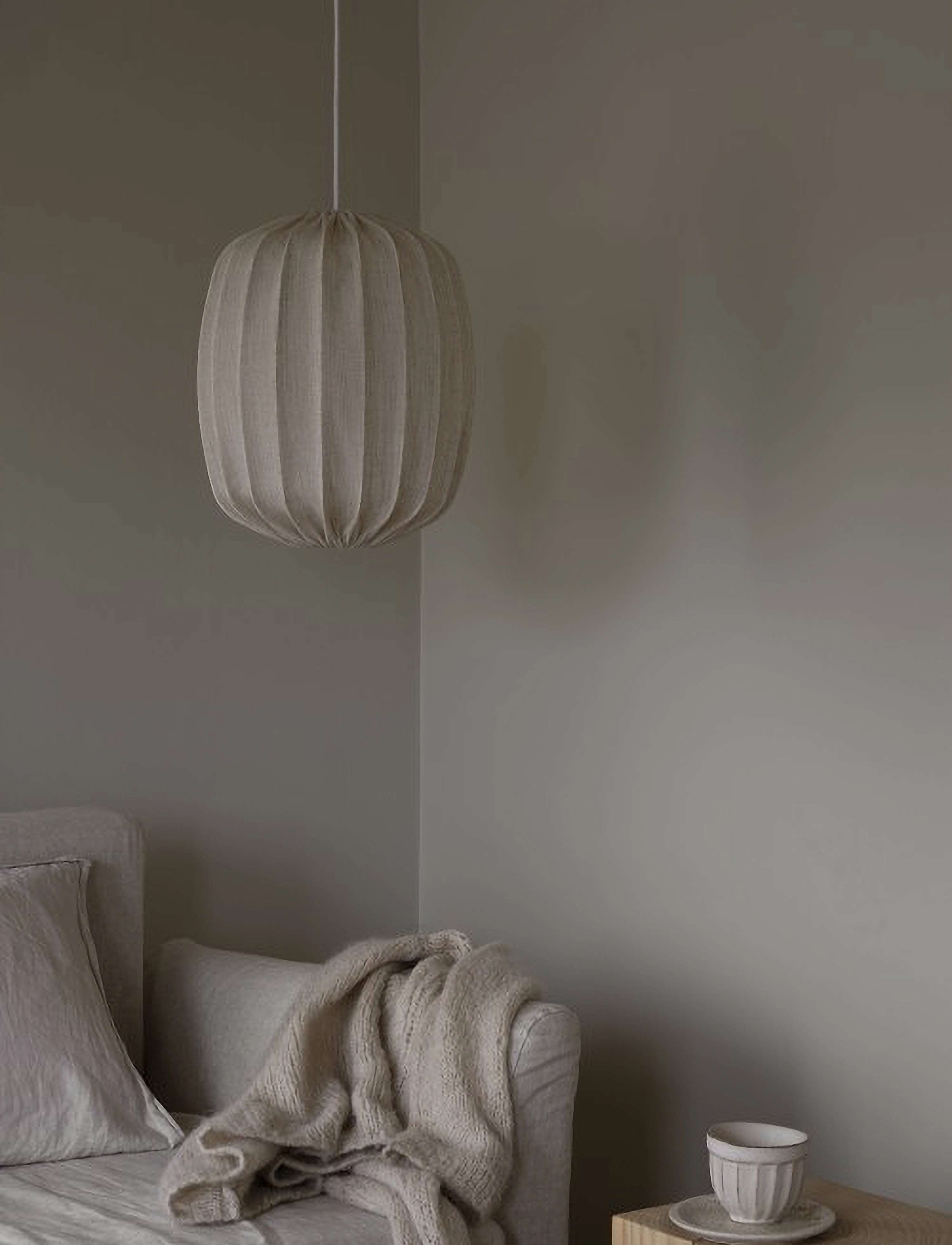 Watt & Veke Prisma 35 Linned, Naturfarvet, Ø cm, Ceiling Lamps, Beige - Pendant Homeware