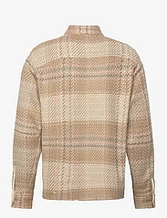 Wax London - WHITING OVERSHIRT OMBRE GIANT WDWPANE BEIGE / PINK - klær - beige / pink - 1