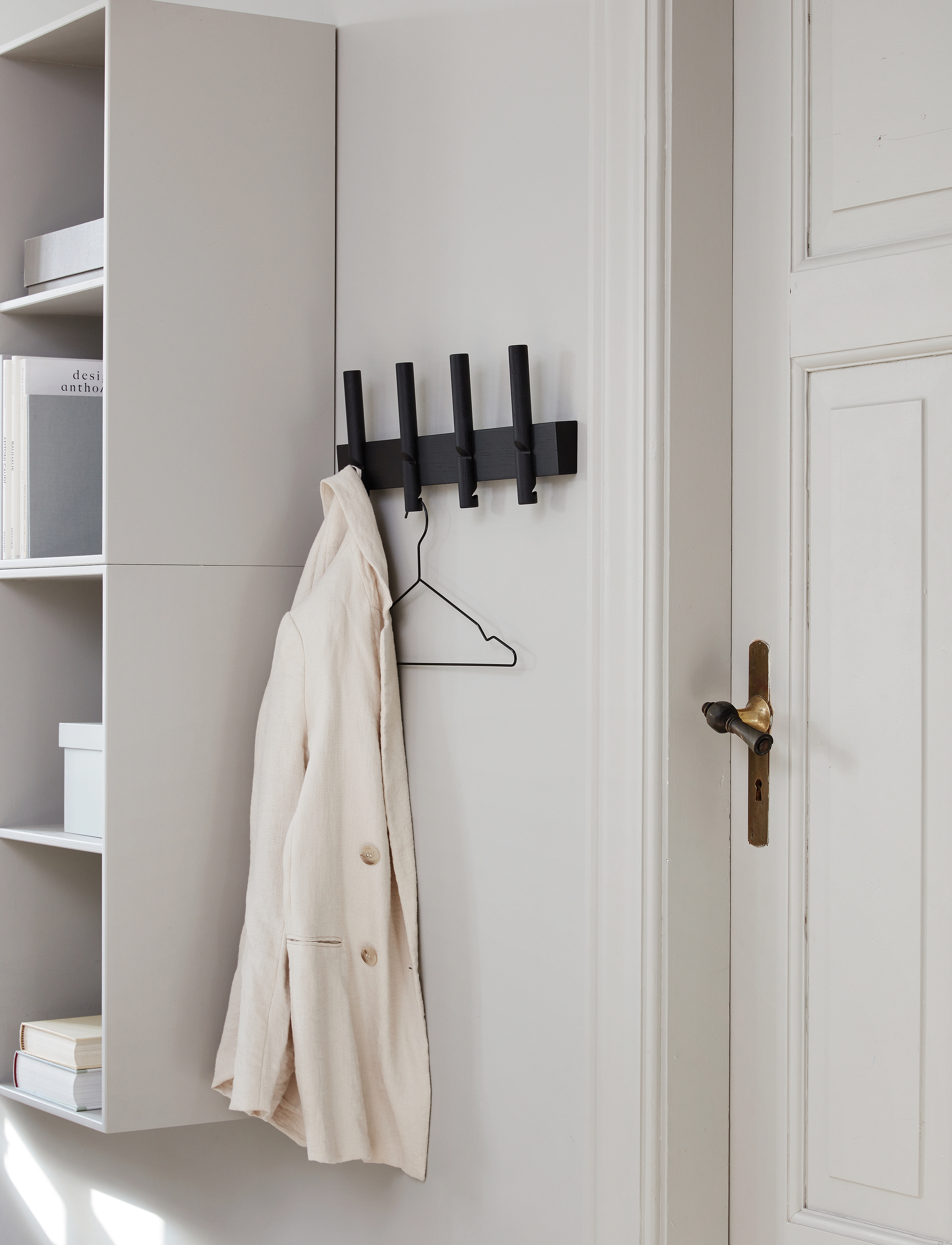 We Do Wood - Reces Small, 48 cm - coat hooks & racks - black - 0