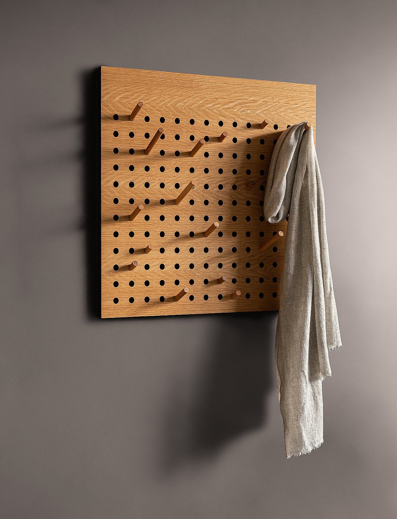 Scoreboard Square, 60 cm - OAK