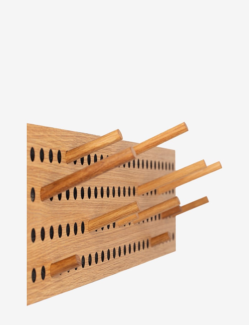 We Do Wood - Scoreboard Large, Horizontal - fsc oak veneer, dots with upcycled plastic - 2
